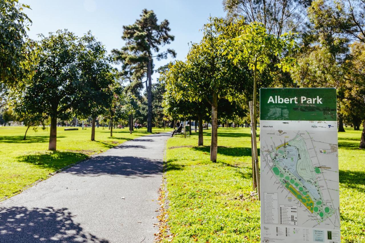 Spectacular Views Over Albert Park Melbourne Dış mekan fotoğraf
